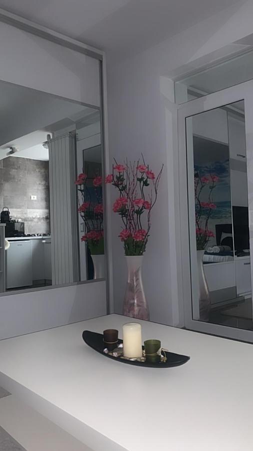 Marisole Appartement Constanţa Buitenkant foto